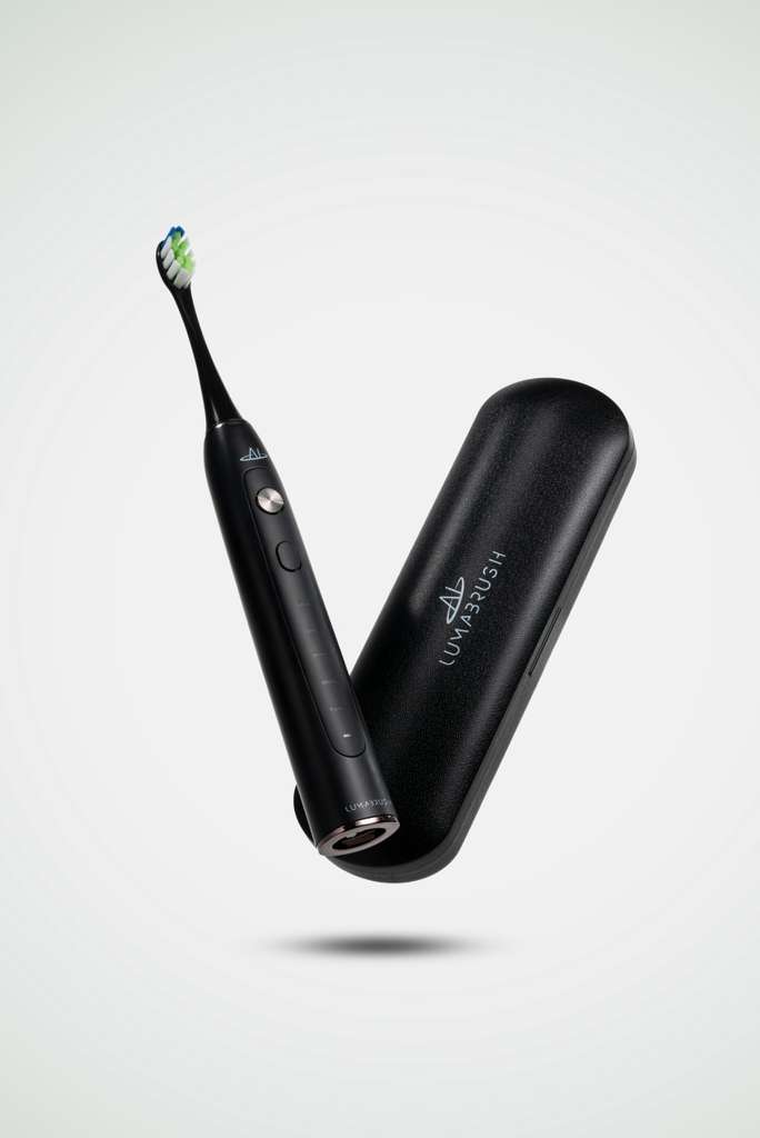 Single Bundle: LumaBrush Black — AI-Powered Mobile App + 1 Year of Replacement Heads