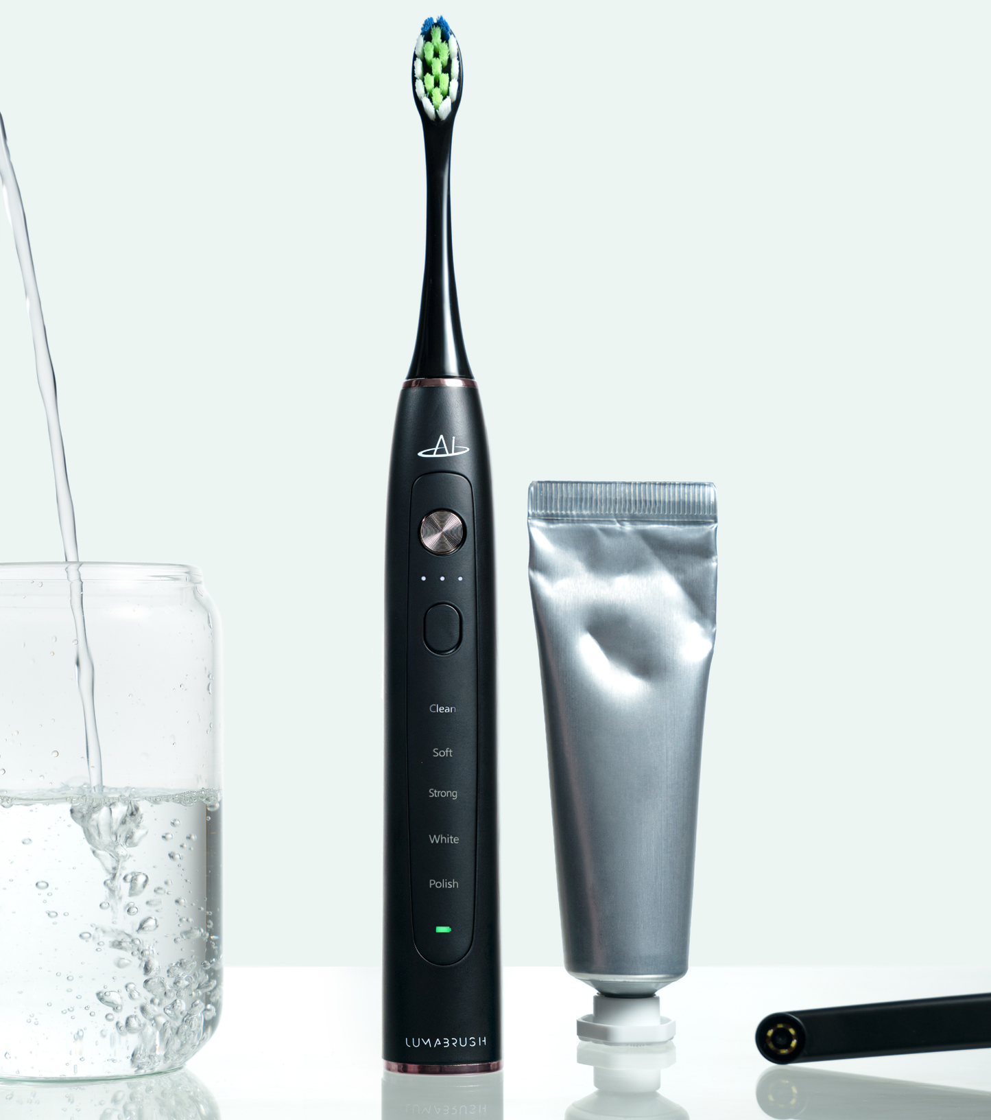 LumaBrush Black with AI-powered mobile App